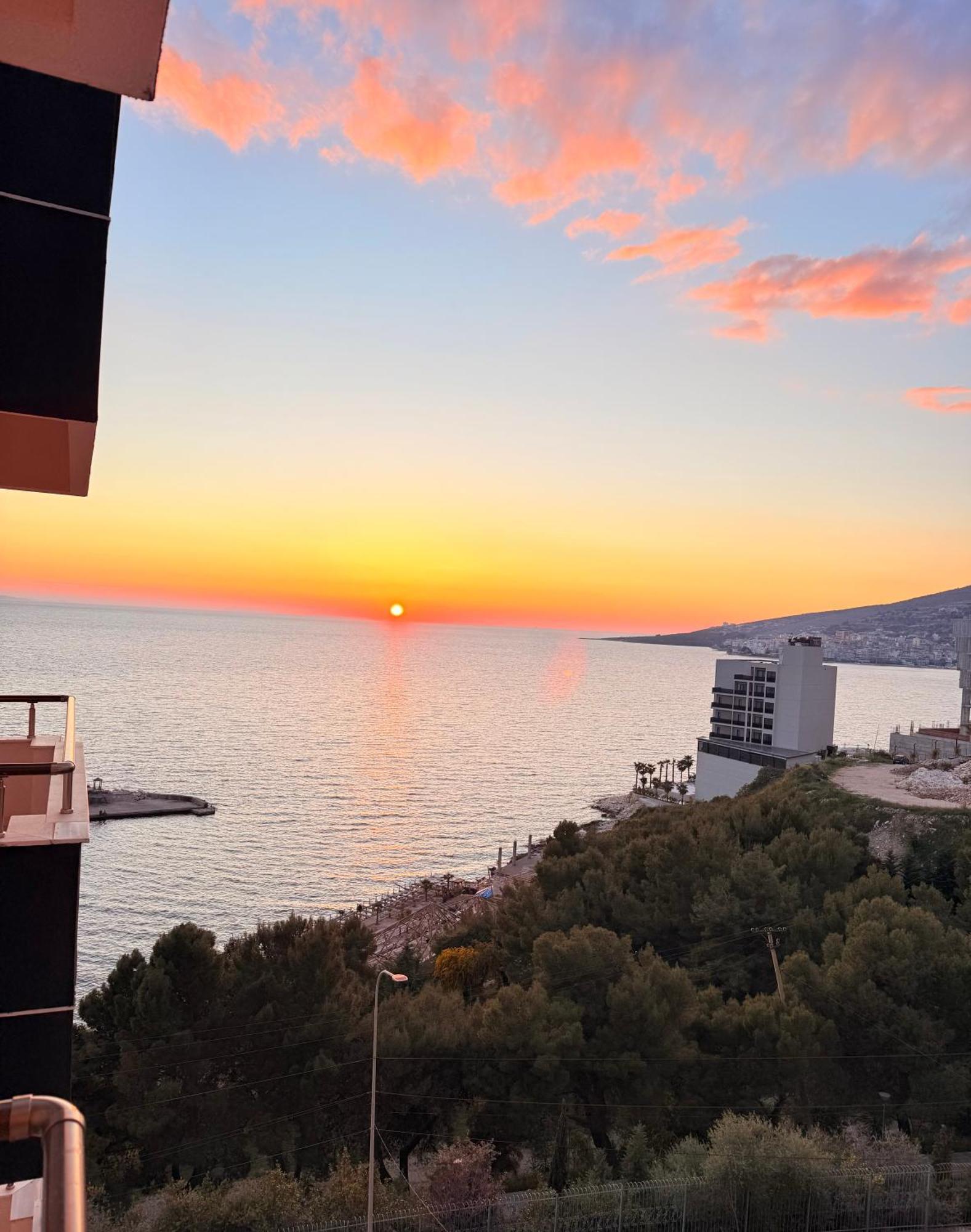 Helia Seaside Hotel Sarandë Exterior foto