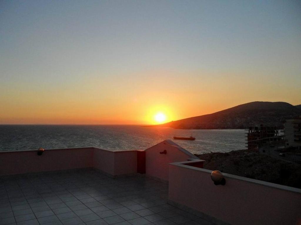 Helia Seaside Hotel Sarandë Exterior foto